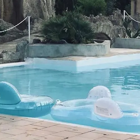 Apartmán Piscine (adults Only)